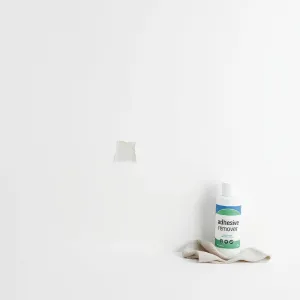 Jak usunąć klej ze ściany po taśmie